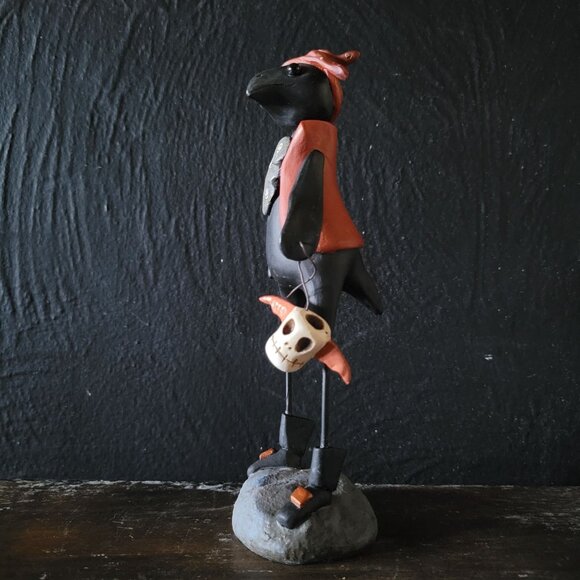 Resin Trick or Treating Halloween Crow Figure in Pirate Costume w/ Skull Bucket - Picture 6 of 9
